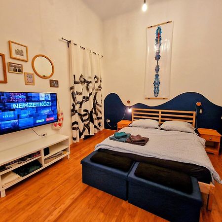 Artlovers' flat - Kazinczy street Budapeszt Zewnętrze zdjęcie